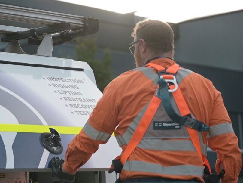 <p data-pasted="true">In the high‑stakes world of construction, lifting risks rarely announce themselves until it’s too late. At Bullivants, we help builders identify and solve these risks before they rise, with certified lifting equipment and expert safety solutions that keep projects moving.</p>